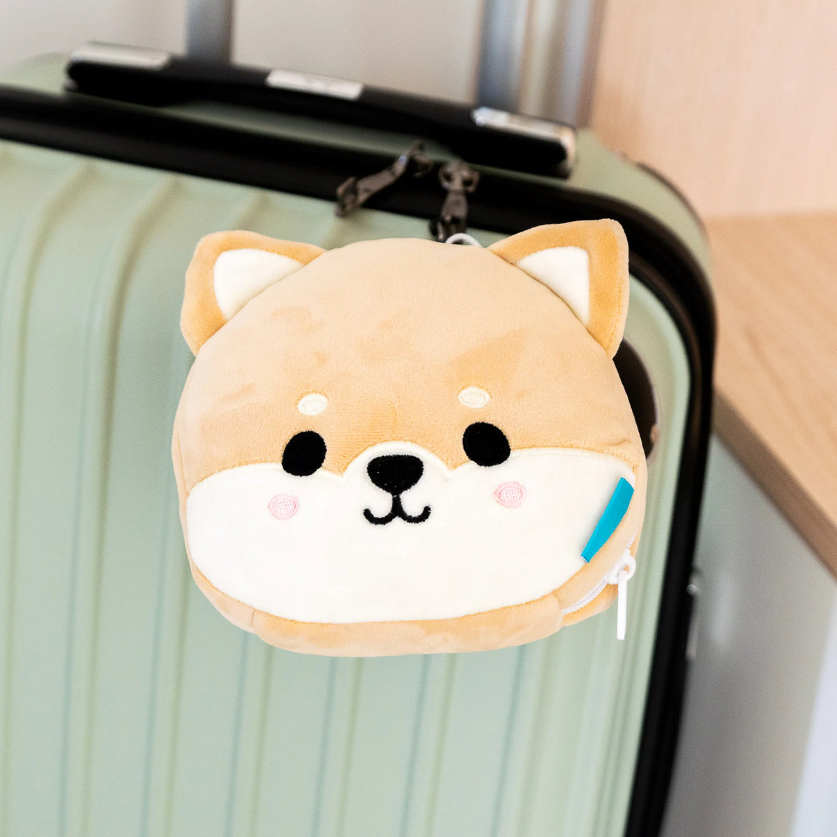 2-in-1-Reisekissen mit Shiba-Inu-Maske